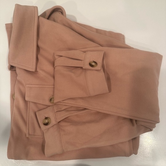 Women’s Shacket Light Pink Cozy Soft Fall Layer Neutral Staple Versatile Size M - Picture 8 of 9